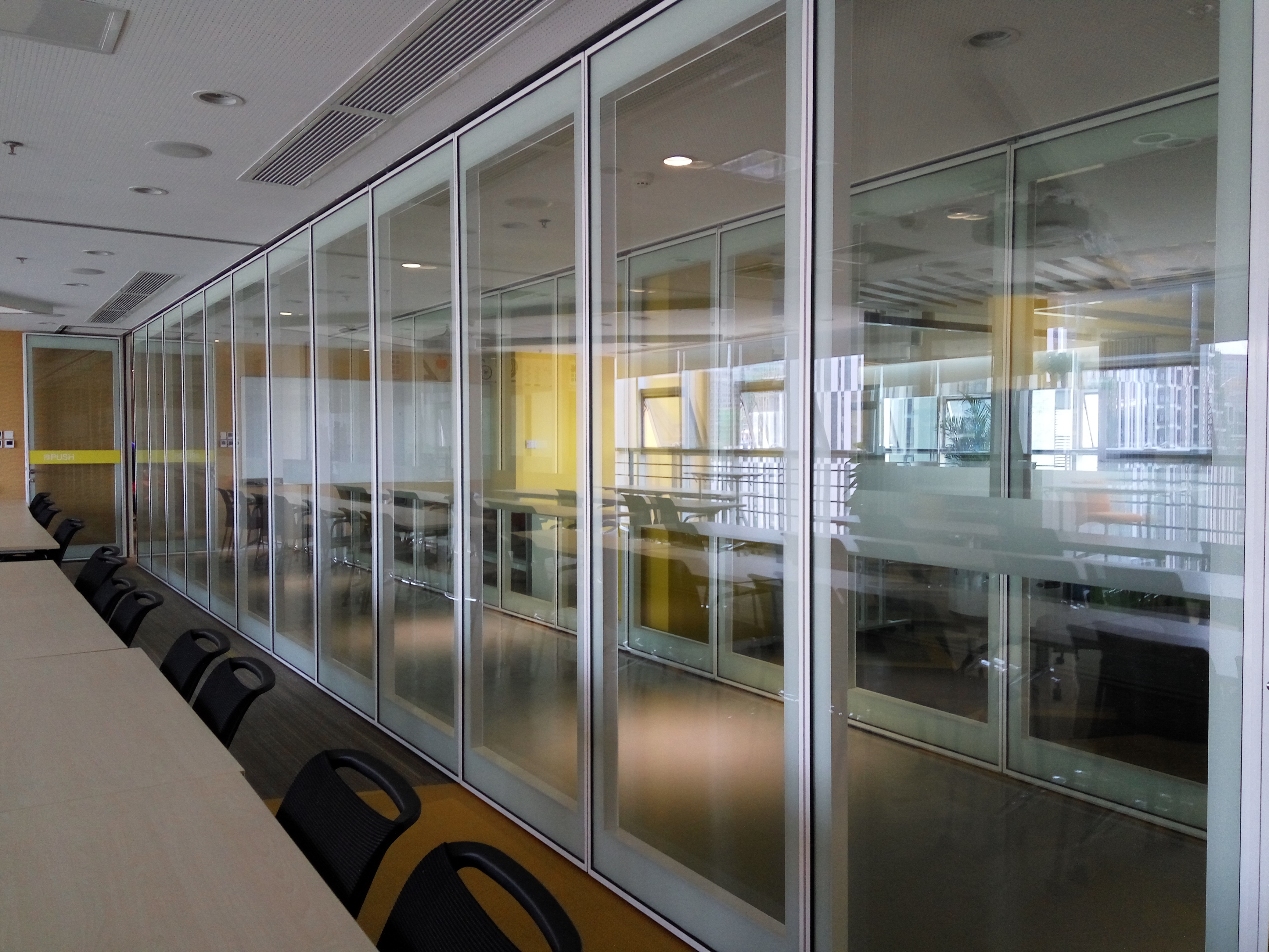 首选奥玛斯玻璃隔断理由